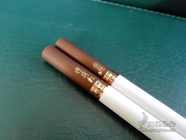 黄山松（回味迎客松）评测：机制雪茄式香烟 不伦不类的味道