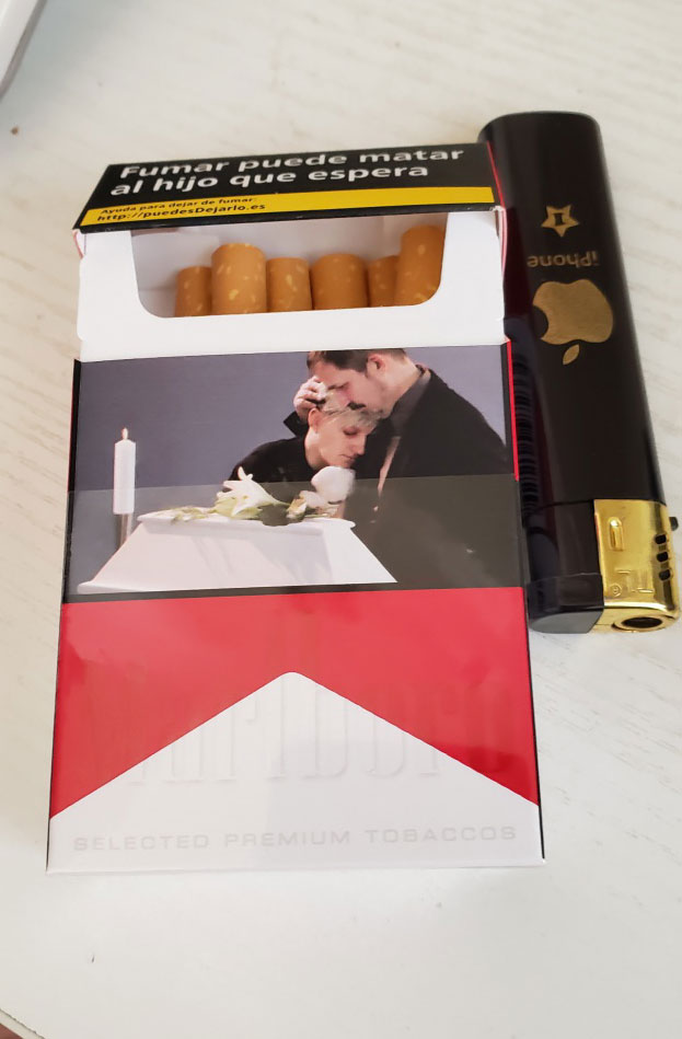 西班牙免税硬红万宝路品鉴