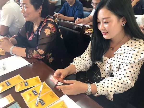 不照着ppt念稿 场场气氛活跃 这样的宣讲不一样——云产卷烟品牌宣讲会
