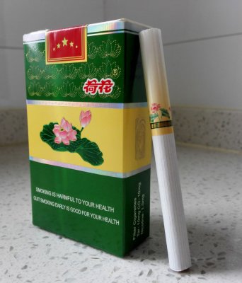 软包专供出口荷花VS软包马尔斯绿荷花，哪款更好抽？