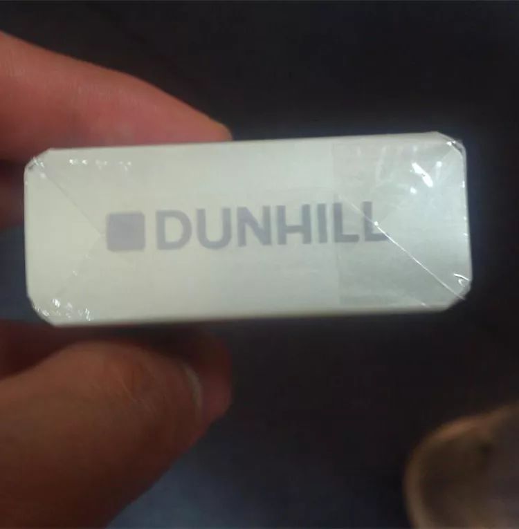 登喜路（DUNHILL）