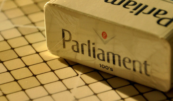 美国本土香烟百乐门议会（PARLIAMENT）品鉴