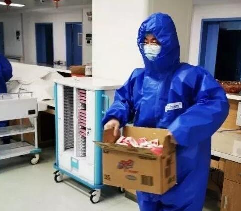 冲在抗“疫”最前线的烟草志愿者们